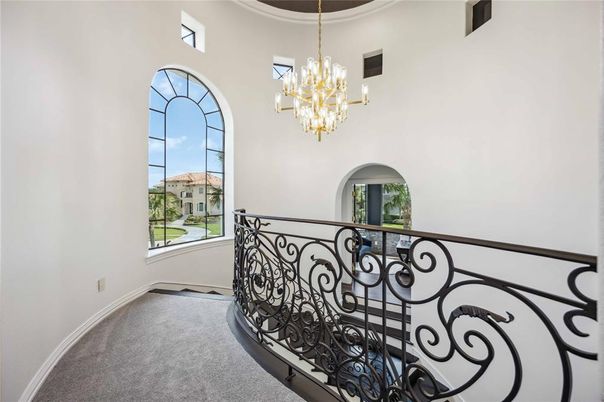 Chandelier, Interior