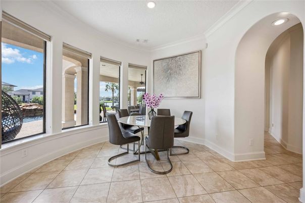 Dining room, Interior, Recessed Lighting