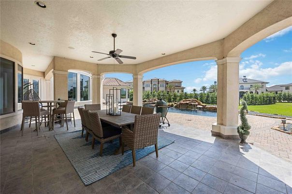 Exterior, Pool, Recessed Lighting