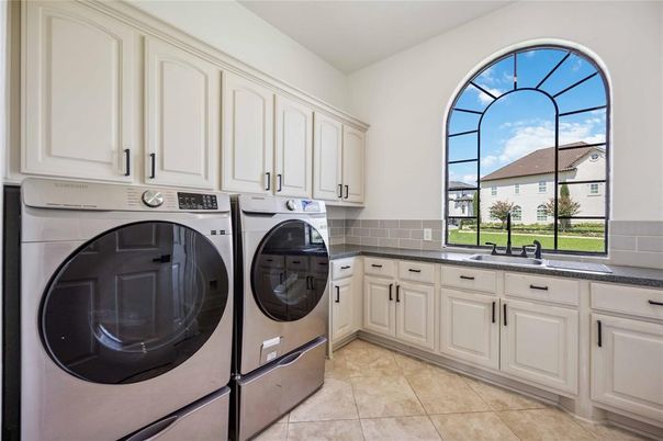 Interior, Washer