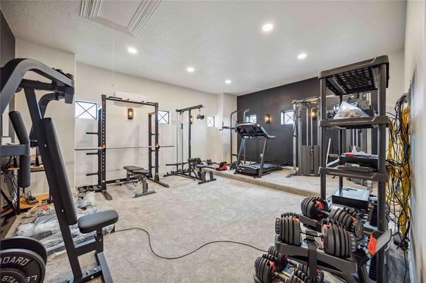Fitness Equipment, Interior, Recessed Lighting