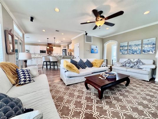 Interior, Kitchen, Living room, Pendant Lights, Recessed Lighting, Stainless Steel Appliances, Wood Texture Flooring