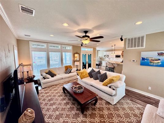 Interior, Kitchen, Living room, Pendant Lights, Recessed Lighting, Wood Texture Flooring
