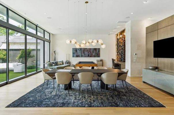 Dining room, Interior, Living room, Pendant Lights, Recessed Lighting, Wood Texture Flooring