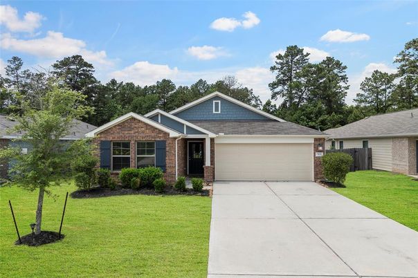 Attached, Exterior, Facade, Brick Facade, Ranch
