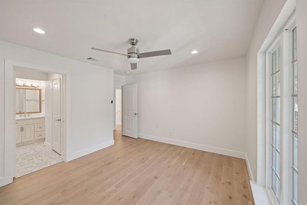 Bathroom, Empty room, Interior, Recessed Lighting, Wood Texture Flooring