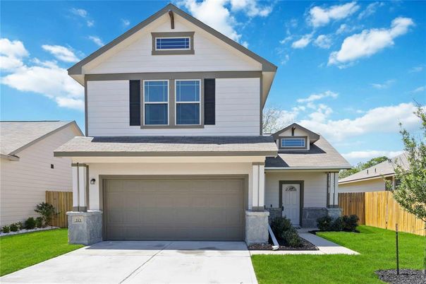 Attached, Exterior, Facade, American Craftsman