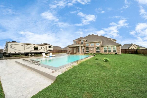 Backyard, Exterior, Pool