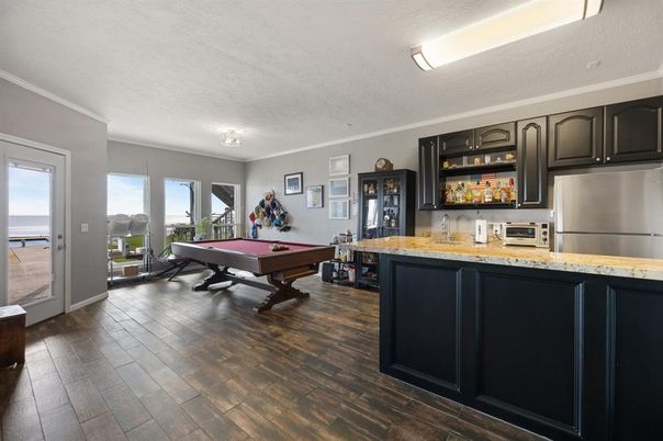 Billiard Table, Game Room, Interior, Kitchen, Wood Texture Flooring