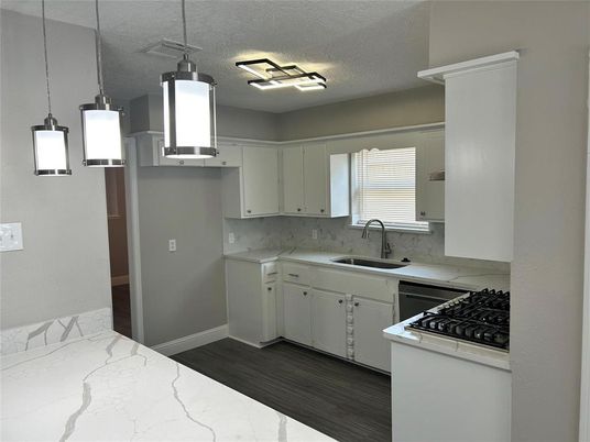 Interior, Kitchen, Pendant Lights, Wood Texture Flooring