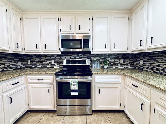 Interior, Kitchen, Stainless Steel Appliances