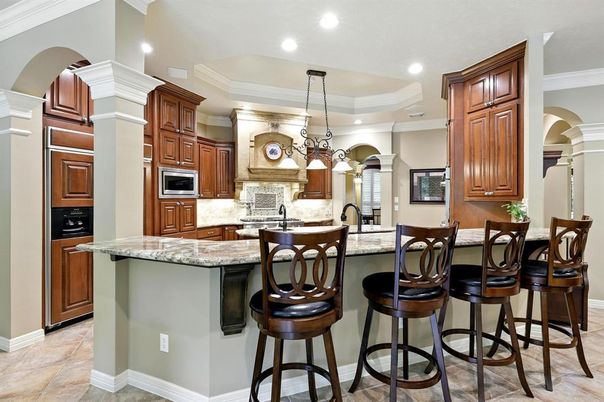 Chandelier, Interior, Kitchen, Pendant Lights, Recessed Lighting, Stainless Steel Appliances