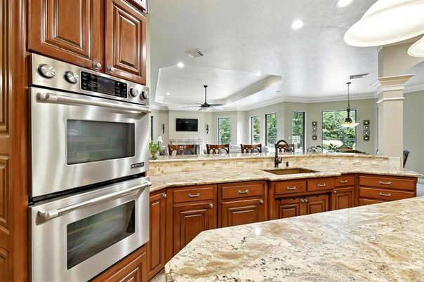Interior, Kitchen, Pendant Lights, Recessed Lighting, Stainless Steel Appliances
