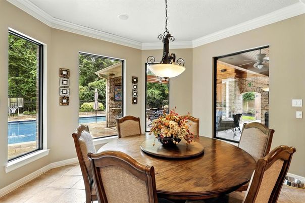 Dining room, Interior, Pendant Lights