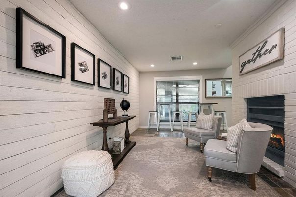 Fireplace, Interior, Recessed Lighting