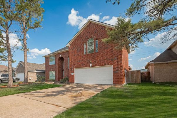 Attached, Exterior, Facade, Brick Facade, Brick Traditional