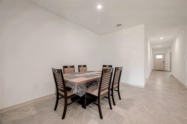 Dining room, Interior, Recessed Lighting
