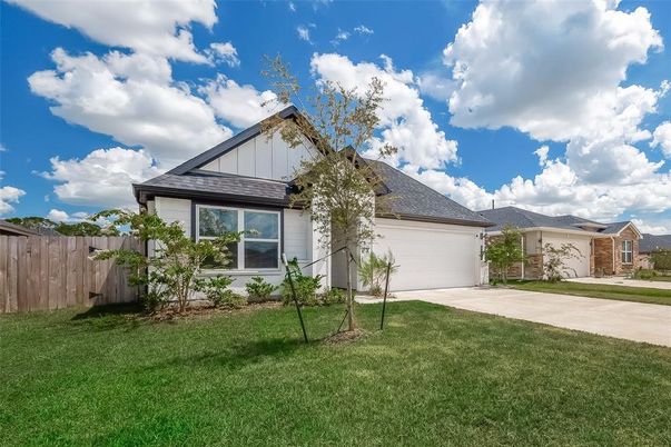Attached, Backyard, Exterior, Facade, Farmhouse