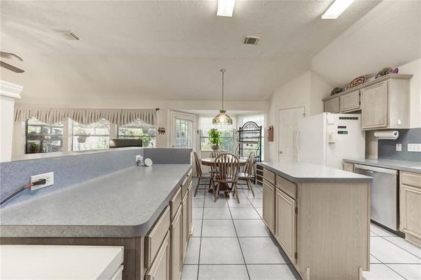 Dining room, Interior, Kitchen, Pendant Lights