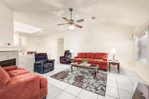 Fireplace, Interior, Living room, Recessed Lighting