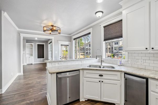 Chandelier, Interior, Kitchen, Stainless Steel Appliances, Wood Texture Flooring