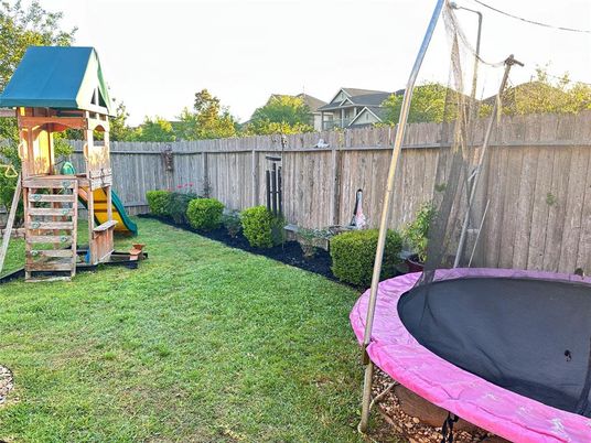 Backyard, Exterior, Playground