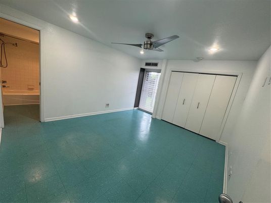Bathroom, Empty room, Interior, Recessed Lighting