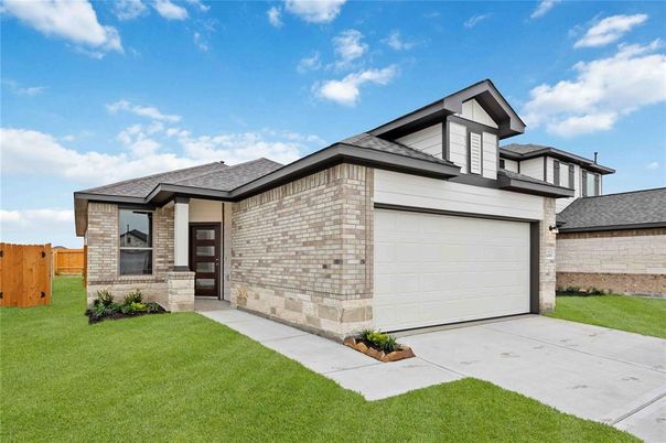 Attached, Exterior, Facade, Brick Facade, Brick Traditional
