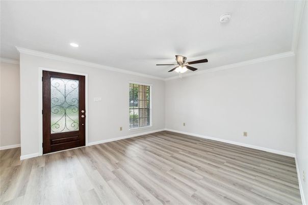 Empty room, Interior, Recessed Lighting, Wood Texture Flooring