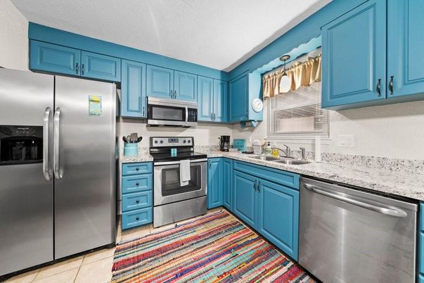 Interior, Kitchen, Stainless Steel Appliances