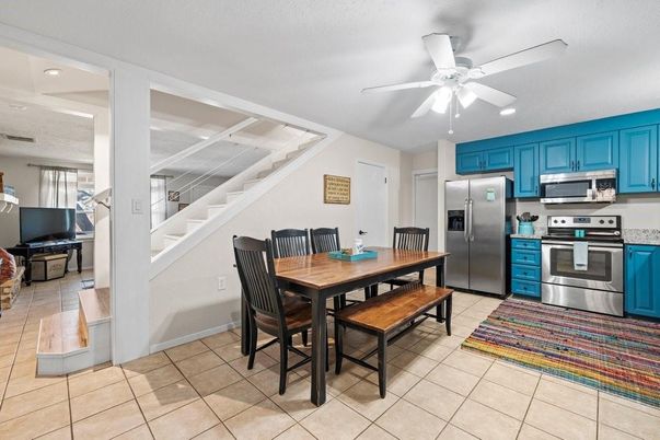 Dining room, Interior, Kitchen, Recessed Lighting, Stainless Steel Appliances