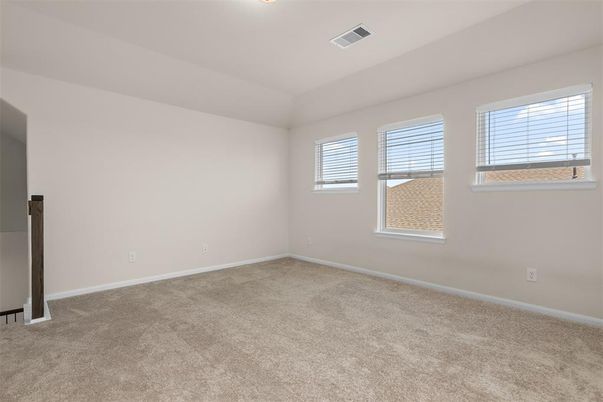 Empty room, Interior