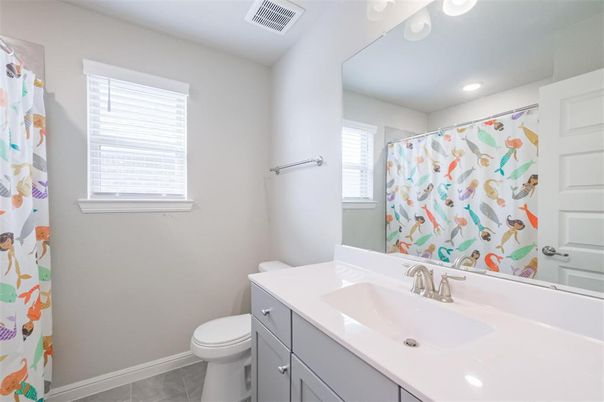 Bathroom, Interior, Recessed Lighting