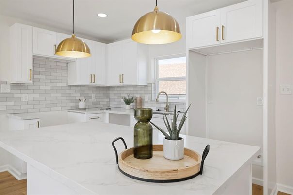 Interior, Kitchen, Pendant Lights, Recessed Lighting, Wood Texture Flooring