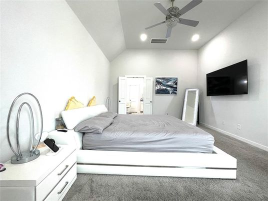 Bedroom, Interior, Recessed Lighting