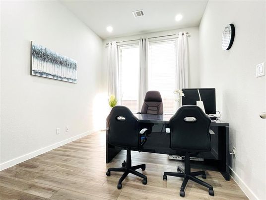 Home Office, Interior, Recessed Lighting, Wood Texture Flooring