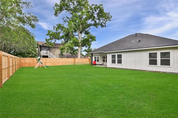 Backyard, Exterior, Playground