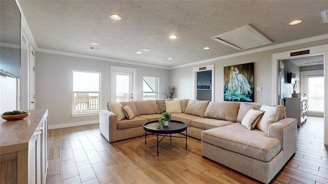 Interior, Living room, Recessed Lighting, Wood Texture Flooring