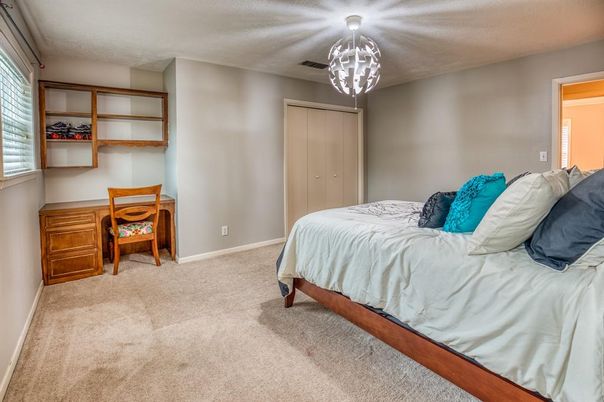Bedroom, Interior, Pendant Lights