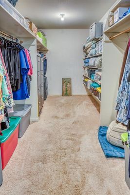 Interior, Walk-in Closets