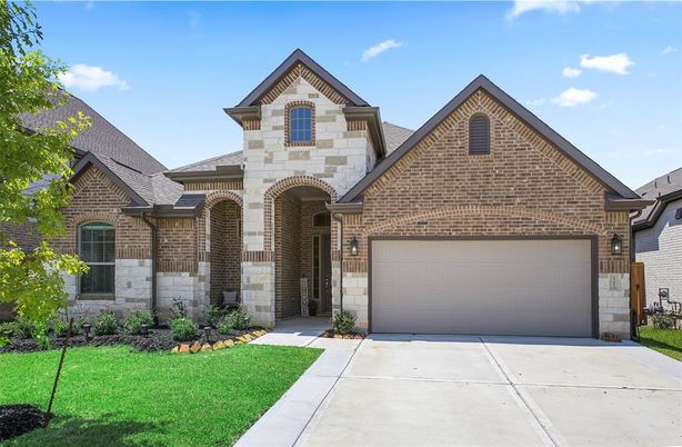 Attached, Exterior, Facade, Brick Facade, Brick Traditional