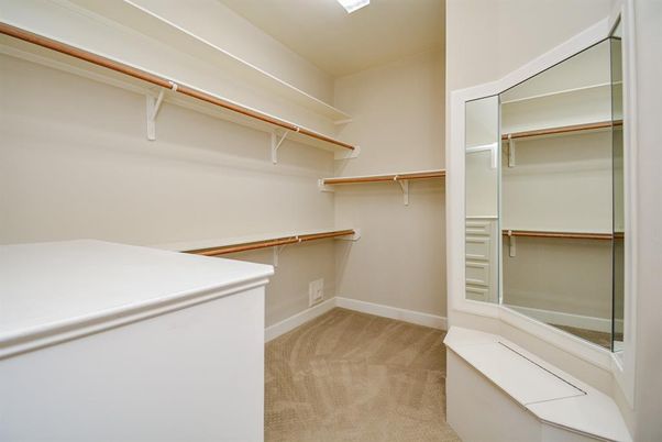Interior, Walk-in Closets