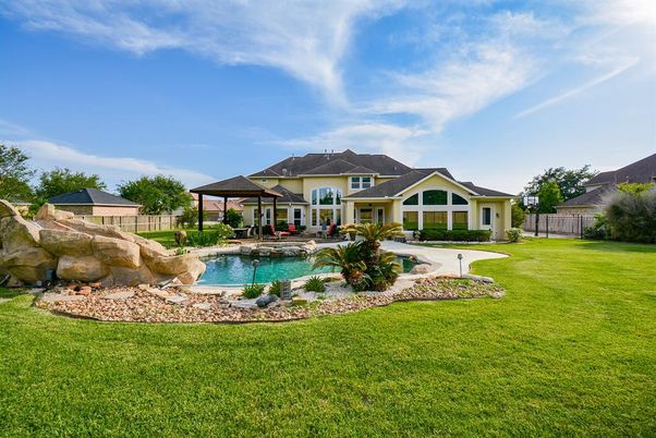 Backyard, Exterior, Pool