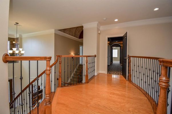 Chandelier, Interior, Recessed Lighting, Wood Texture Flooring