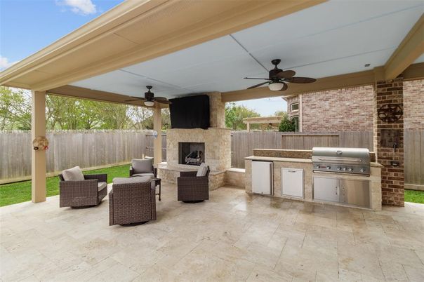 Exterior, Fireplace
