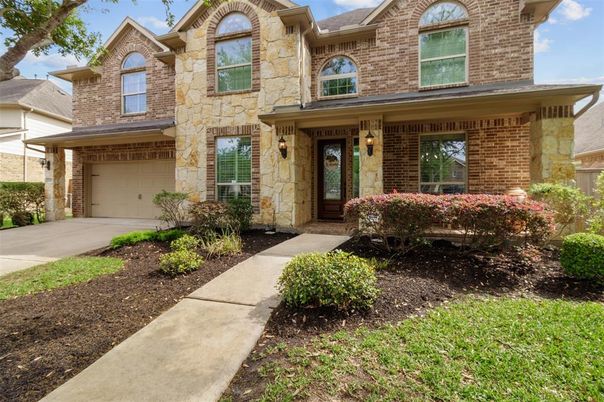 Attached, Exterior, Facade, Brick Facade, Brick Traditional