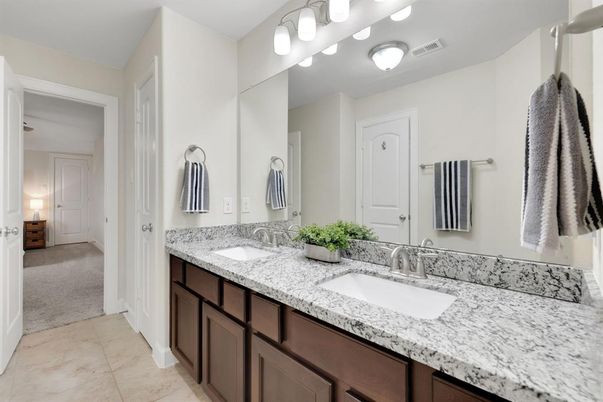 Bathroom, Dual Sink Vanities, Interior