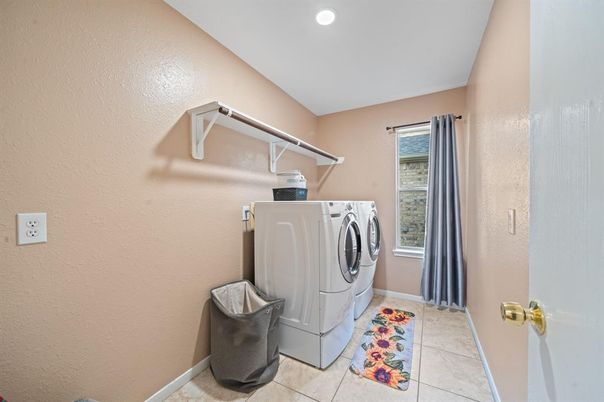 Interior, Recessed Lighting, Washer
