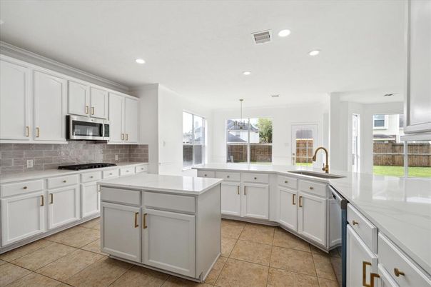 Interior, Kitchen, Pendant Lights, Recessed Lighting, Stainless Steel Appliances