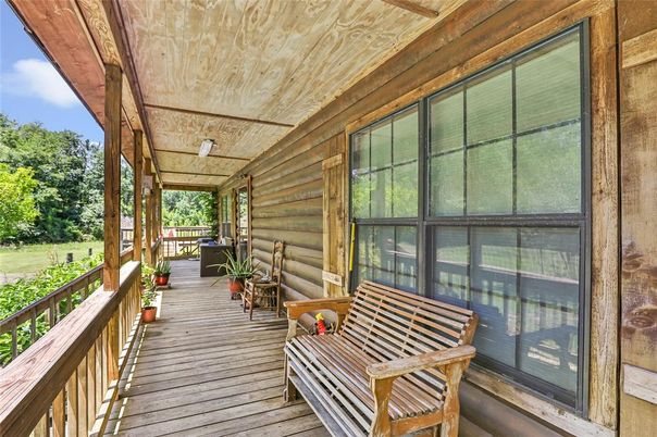 Exterior, Wood Texture Flooring